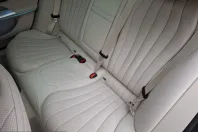 Mercedes-Benz E 300 (Clasa E) din 2025 cu 28.540 km - oferta MER231844 - foto 17