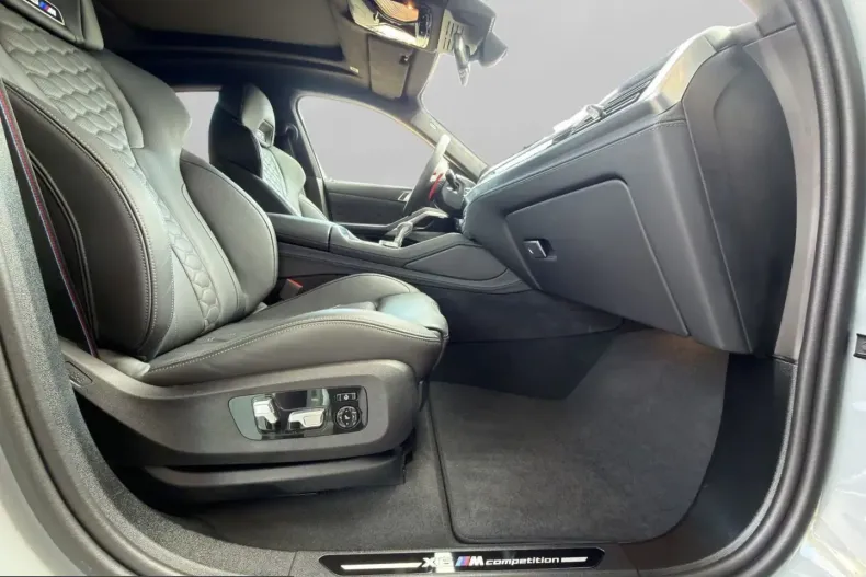 BMW X6 (Seria X) din 2025 cu 18.620 km - oferta BMW231845 - foto 28