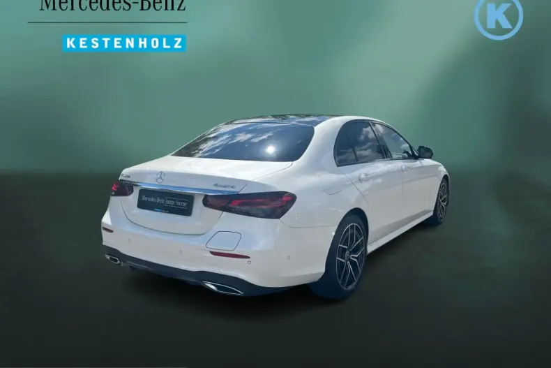 Mercedes-Benz E 300 (Clasa E) din 2023 cu 39.793 km - oferta MER231847 - foto 5