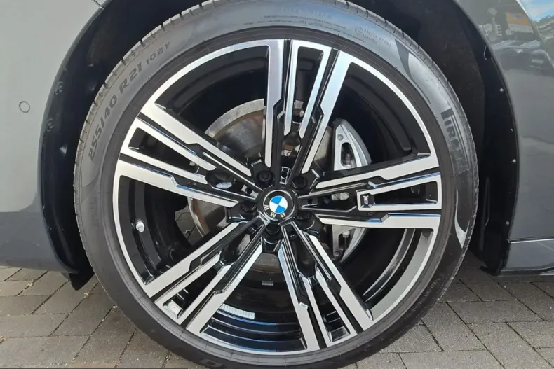 BMW 740 (Seria 7) din 2025 cu 15.199 km - oferta BMW231848 - foto 6
