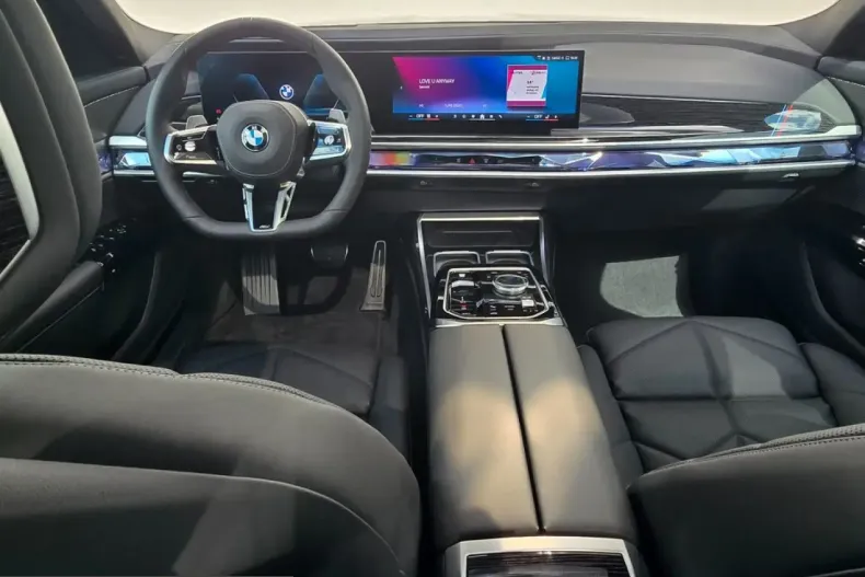 BMW 740 (Seria 7) din 2025 cu 15.199 km - oferta BMW231848 - foto 16