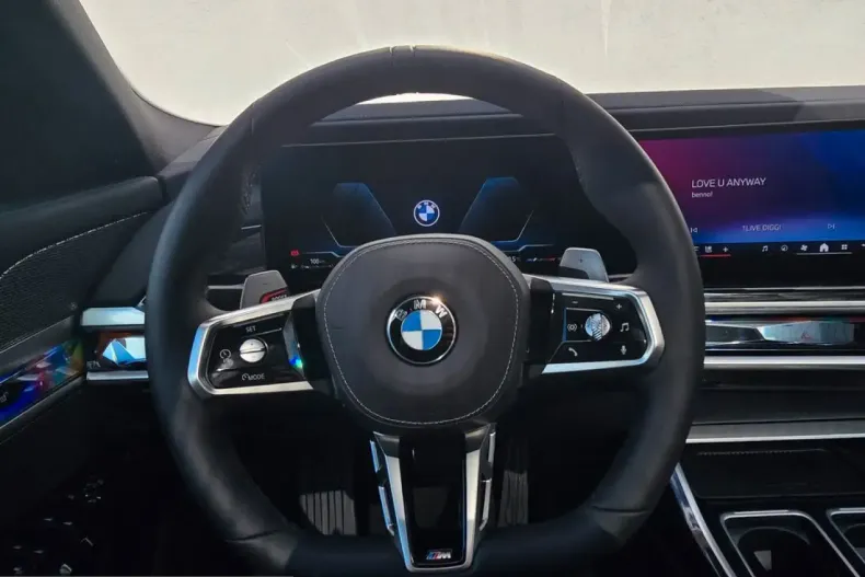 BMW 740 (Seria 7) din 2025 cu 15.199 km - oferta BMW231848 - foto 18
