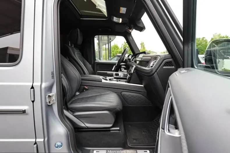 Mercedes-Benz G 400 (Clasa G) din 2023 cu 21.350 km - oferta MER231853 - foto 4