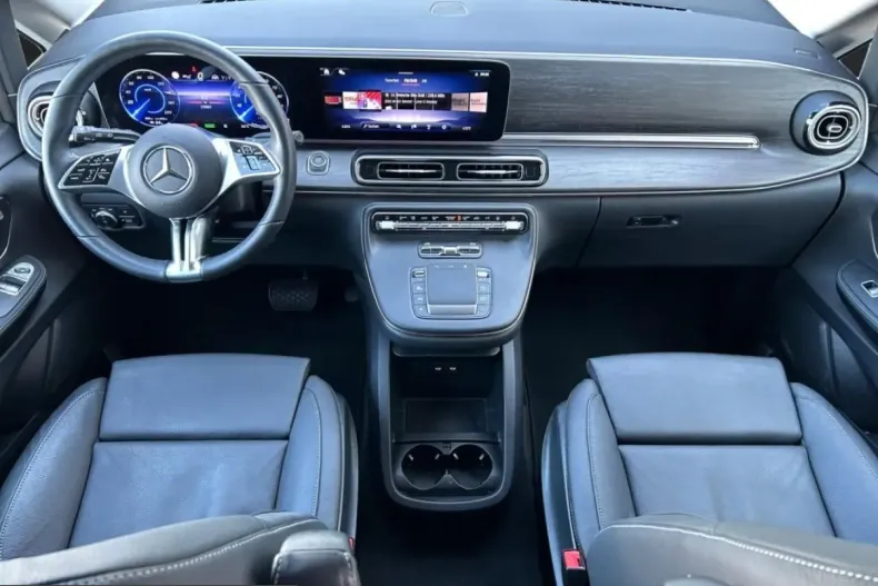 Mercedes-Benz EQV (Clasa V) din 2025 cu 19.200 km - oferta MER231859 - foto 4