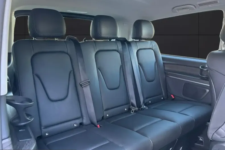 Mercedes-Benz EQV (Clasa V) din 2025 cu 19.200 km - oferta MER231859 - foto 13