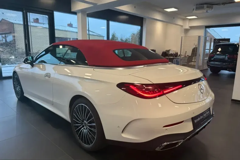 Mercedes-Benz CLE 200 (Clasa CLE) din 2024 cu 6.630 km - oferta MER231867 - foto 2