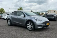 Tesla Model Y din 2024 cu 72.980 km - oferta TES231871 - foto 1