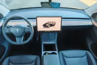 Tesla Model Y din 2023 cu 61.948 km - oferta TES231874 - foto 10