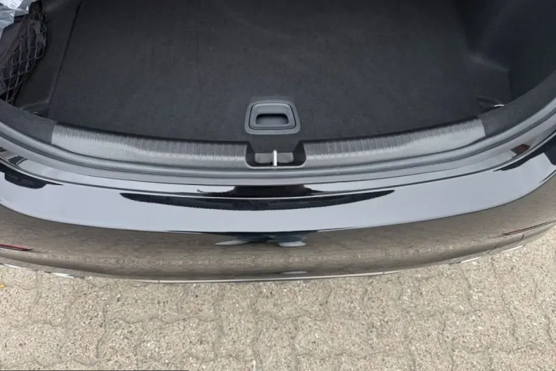 Mercedes-Benz C 43 AMG (Clasa C) din 2025 cu 7.421 km - oferta MER231877 - foto 15