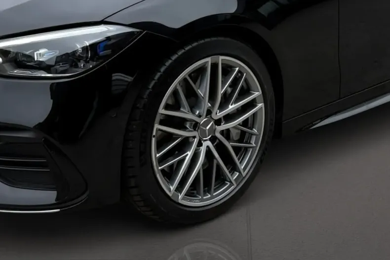 Mercedes-Benz C 43 AMG (Clasa C) din 2025 cu 7.421 km - oferta MER231877 - foto 16