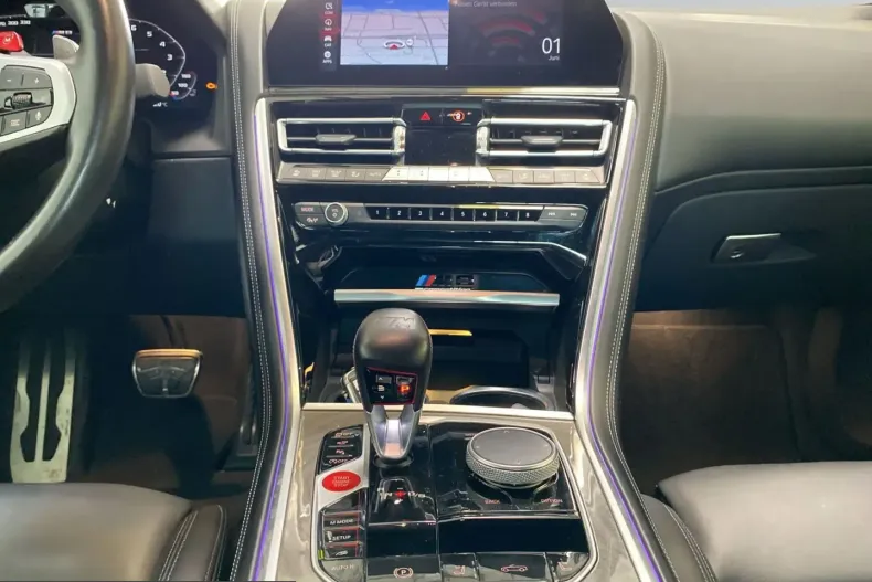BMW M8 (Seria 8) din 2021 cu 36.068 km - oferta BMW231878 - foto 13