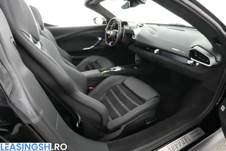 Ferrari 296 GTS din 2025 cu 2.851 km - oferta FER231887 - foto 27
