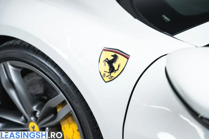 Ferrari 296 GTS din 2025 cu 2.900 km - oferta FER231888 - foto 6