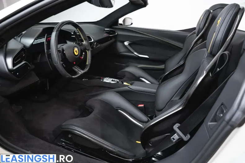 Ferrari 296 GTS din 2025 cu 2.900 km - oferta FER231888 - foto 8