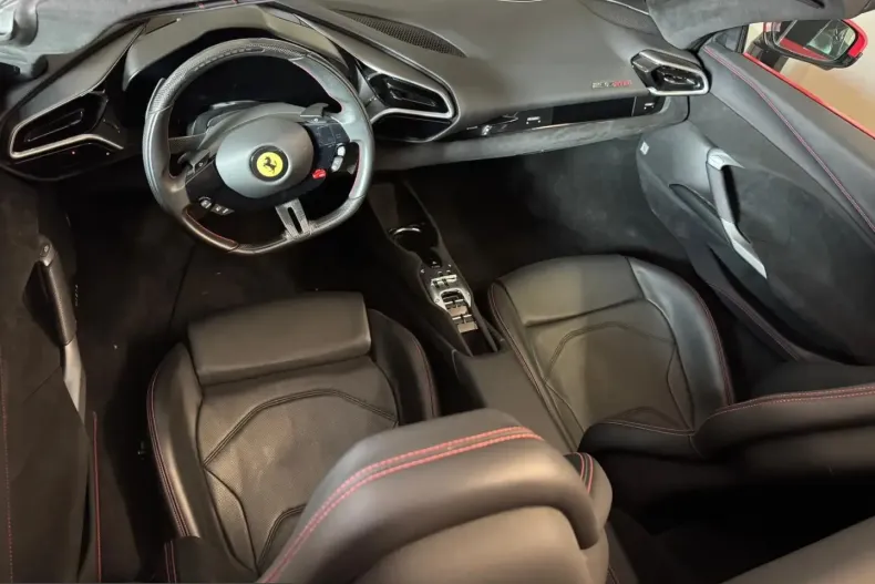 Ferrari 296 GTS din 2024 cu 15.900 km - oferta FER231889 - foto 4