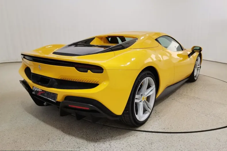 Ferrari 296 GTS din 2023 cu 8.999 km - oferta FER231894 - foto 26