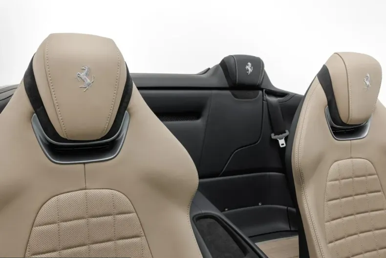 Ferrari Roma din 2025 cu 7.100 km - oferta FER231895 - foto 20