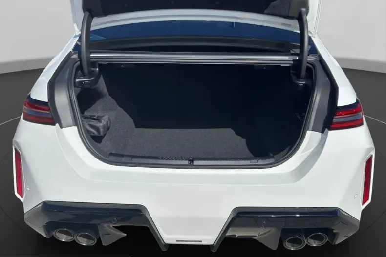 BMW M5 (Seria 5) din 2025 cu 11.892 km - oferta BMW231897 - foto 16