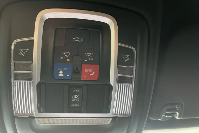 Dodge RAM din 2023 cu 17.000 km - oferta DOD231902 - foto 26