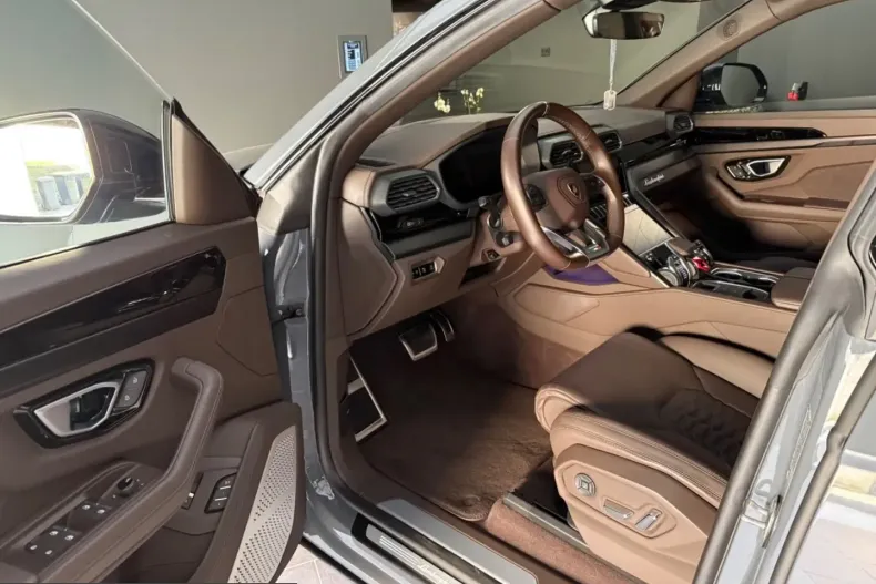 Lamborghini Urus din 2022 cu 19.000 km - oferta LAM231906 - foto 8