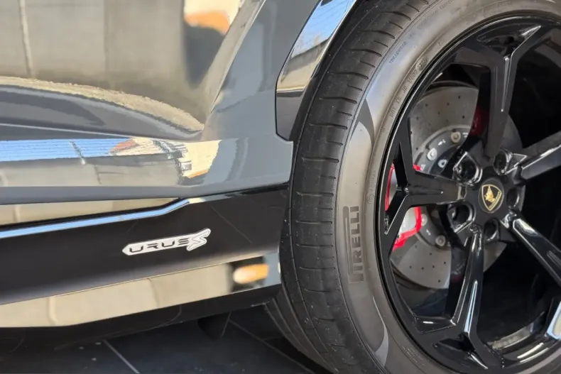 Lamborghini Urus din 2022 cu 19.000 km - oferta LAM231906 - foto 18