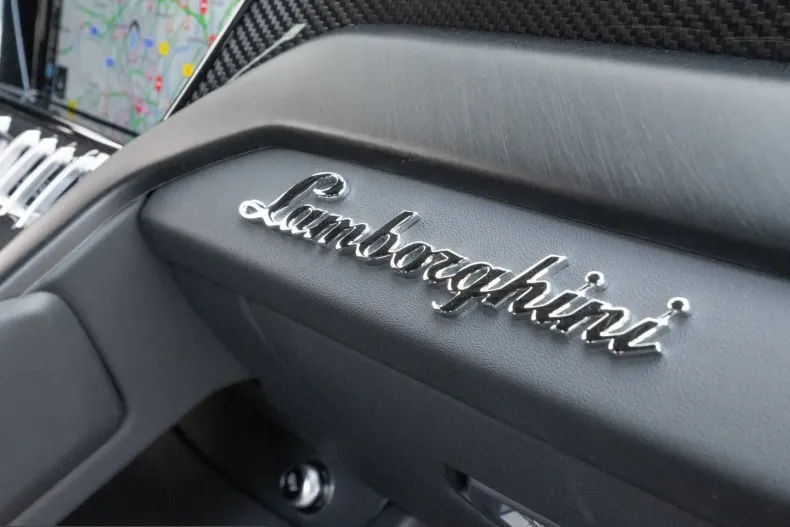 Lamborghini Urus din 2023 cu 19.855 km - oferta LAM231907 - foto 27