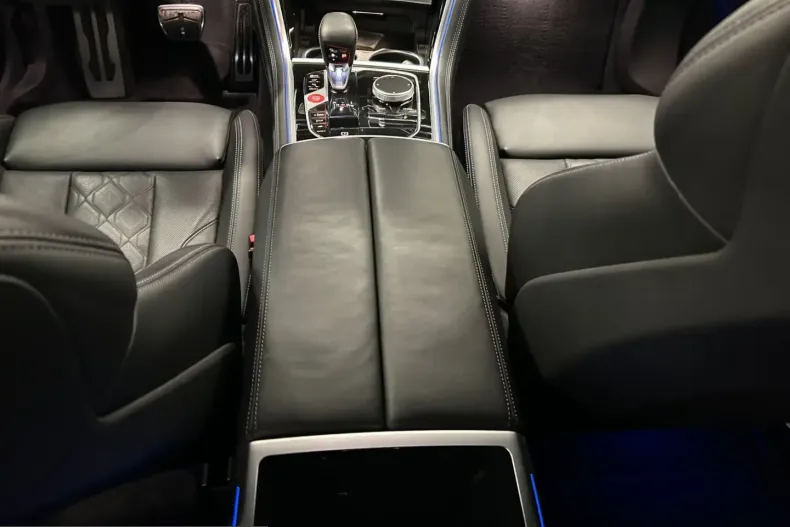 BMW M8 (Seria 8) din 2025 cu 24.418 km - oferta BMW231911 - foto 18