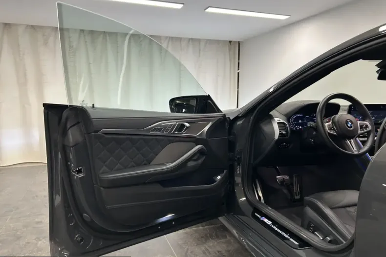 BMW M8 (Seria 8) din 2025 cu 24.418 km - oferta BMW231911 - foto 32