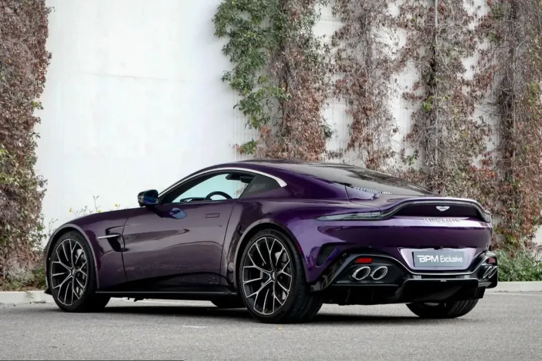 Aston Martin V8 Vantage din 2025 cu 5.000 km - oferta AST231919 - foto 7