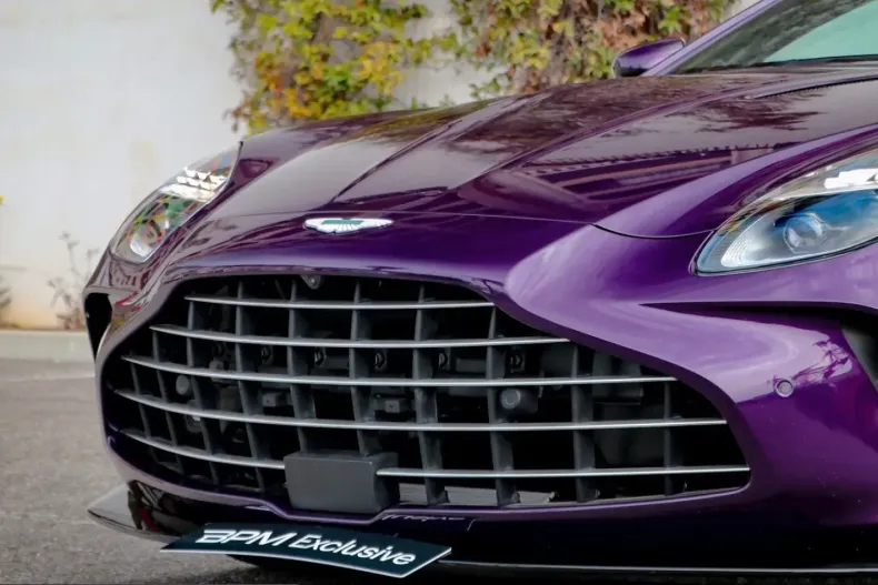 Aston Martin V8 Vantage din 2025 cu 5.000 km - oferta AST231919 - foto 10