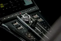 Aston Martin V8 Vantage din 2025 cu 5.000 km - oferta AST231919 - foto 22