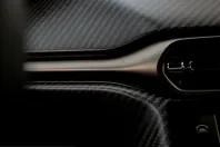 Aston Martin V8 Vantage din 2025 cu 5.000 km - oferta AST231919 - foto 32