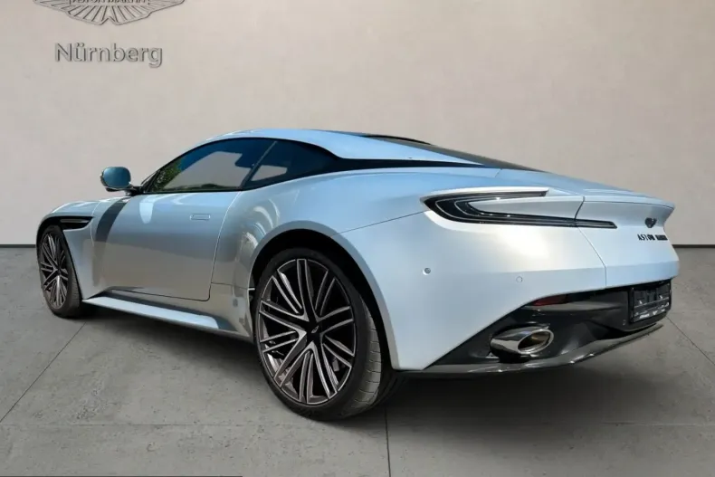 Aston Martin DB12 din 2025 cu 2.500 km - oferta AST231920 - foto 3