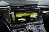 Aston Martin V8 Vantage din 2025 cu 9.500 km - oferta AST231921 - foto 10