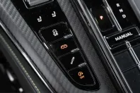 Aston Martin V8 Vantage din 2025 cu 9.500 km - oferta AST231921 - foto 35