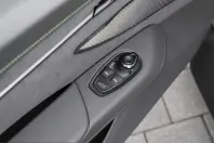 Aston Martin V8 Vantage din 2025 cu 9.500 km - oferta AST231921 - foto 40