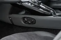 Aston Martin V8 Vantage din 2025 cu 9.500 km - oferta AST231921 - foto 41