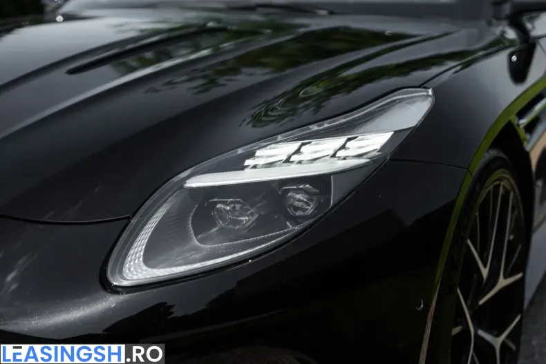 Aston Martin DB12 din 2025 cu 2.900 km - oferta AST231924 - foto 11