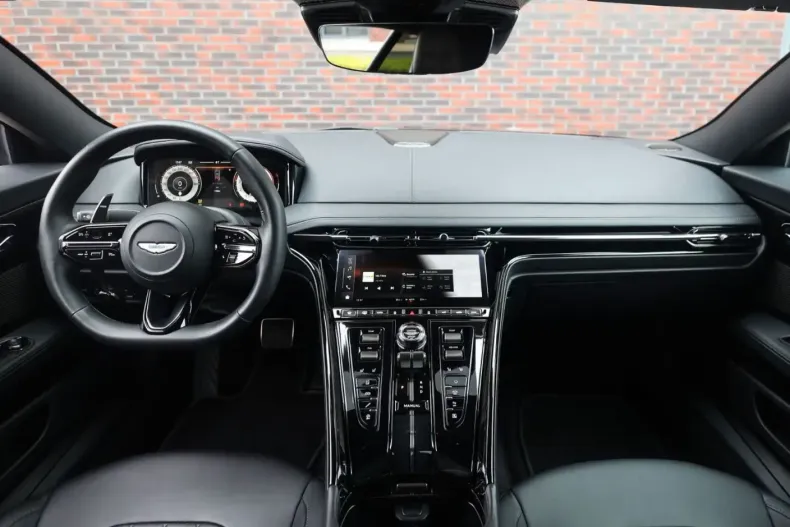 Aston Martin DB12 din 2025 cu 17.064 km - oferta AST231925 - foto 3