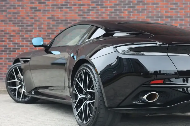 Aston Martin DB12 din 2025 cu 17.064 km - oferta AST231925 - foto 7