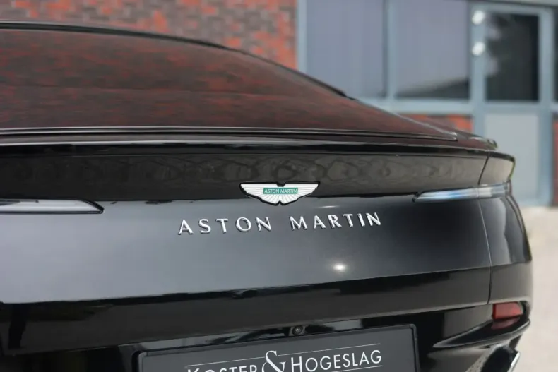 Aston Martin DB12 din 2025 cu 17.064 km - oferta AST231925 - foto 11