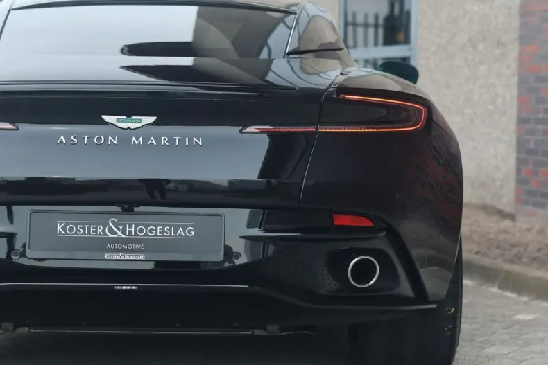 Aston Martin DB12 din 2025 cu 17.064 km - oferta AST231925 - foto 13