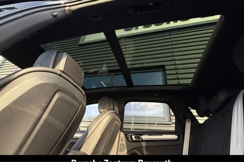 Porsche Cayenne din 2022 cu 47.900 km - oferta POR231926 - foto 30