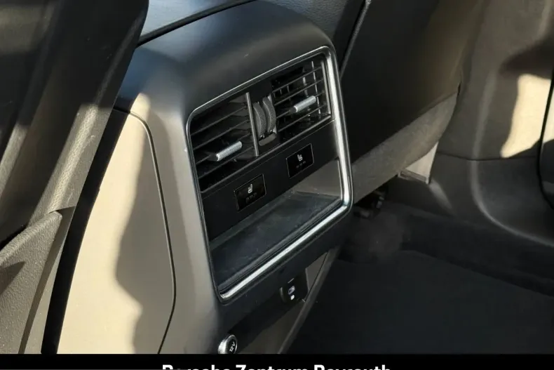 Porsche Cayenne din 2022 cu 47.900 km - oferta POR231926 - foto 34