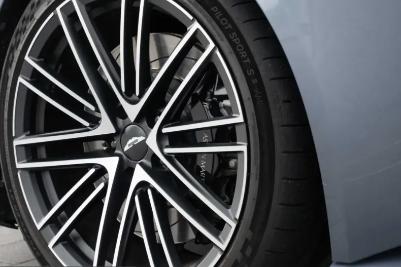 Aston Martin DB12 din 2024 cu 24.600 km - oferta AST231927 - foto 9