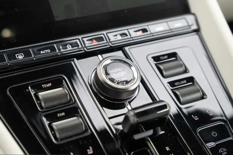 Aston Martin DB12 din 2024 cu 24.600 km - oferta AST231927 - foto 35