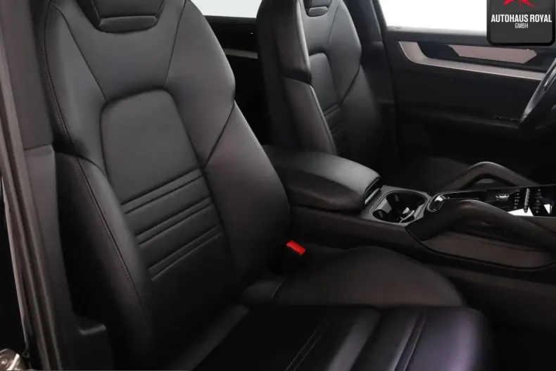 Porsche Cayenne din 2024 cu 48.894 km - oferta POR231929 - foto 11