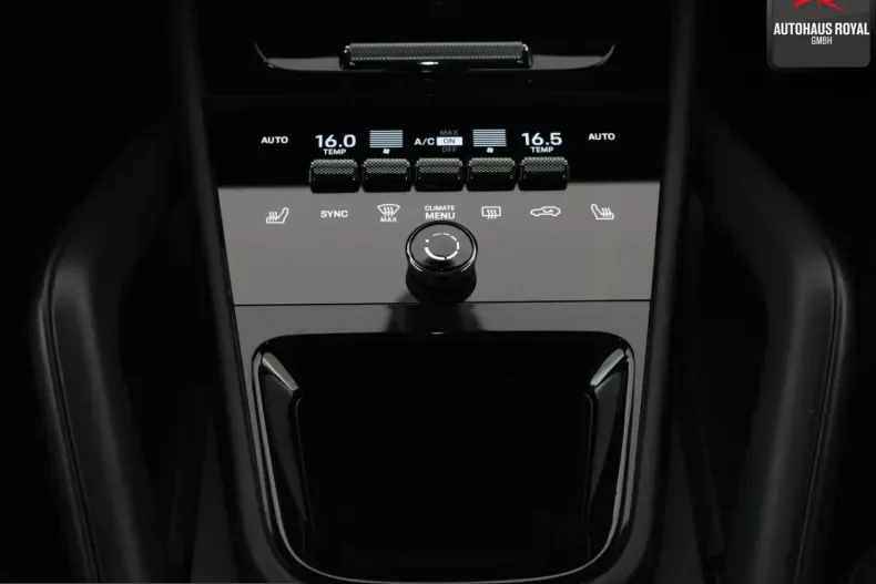 Porsche Cayenne din 2024 cu 48.894 km - oferta POR231929 - foto 21