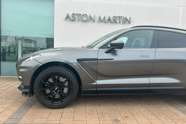Aston Martin DBX din 2024 cu 11.900 km - oferta AST231930 - foto 7