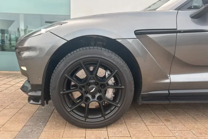Aston Martin DBX din 2024 cu 11.900 km - oferta AST231930 - foto 8
